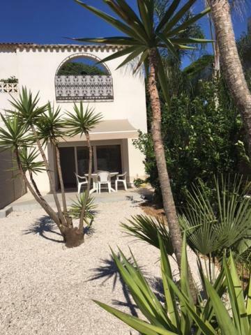 Appartements Les Pesquiers Hyeres Plage Εξωτερικό φωτογραφία